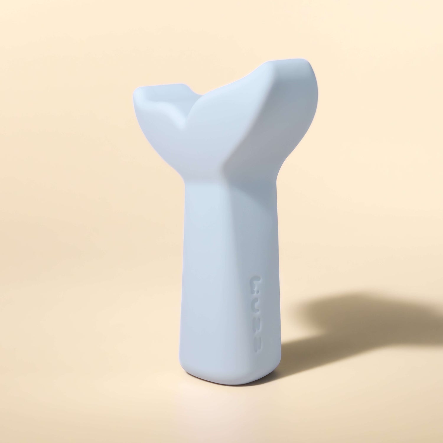 ULA - Clitoral Vibrator - Wuzz   